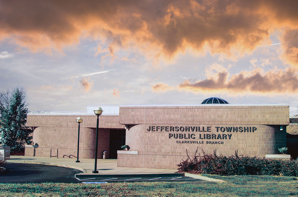 Photograph of the Clarksville Library from the Eastern Boulevard entrance. Photo taken by John Gilkey.