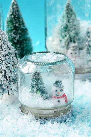 Waterless Snow Globe 